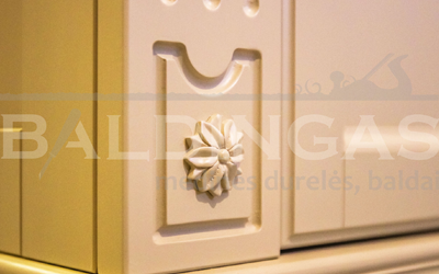 Prieškambario baldai