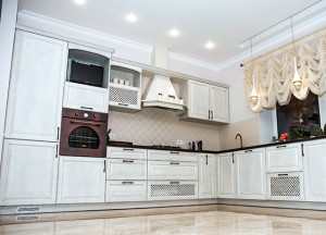 Klasikinės medinės virtuvės